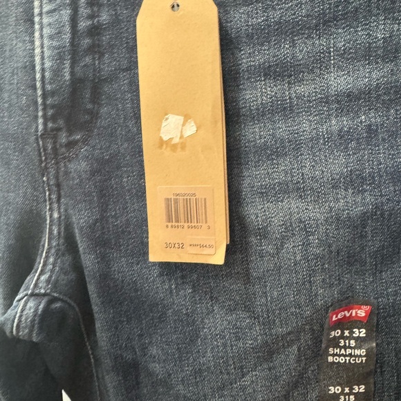 Levi's Blue Jeans - Picture 3 of 7